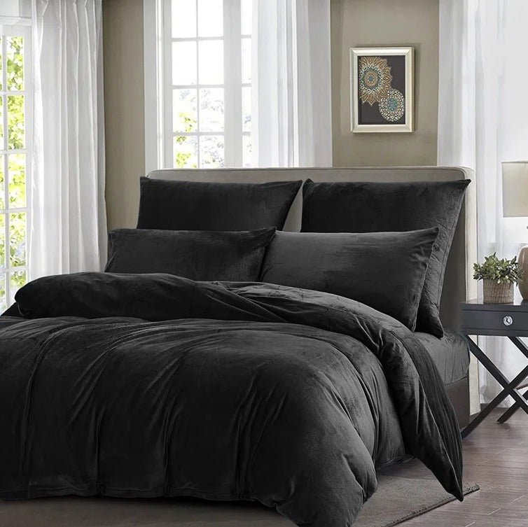 Black Velvet - Bed Set 8 Pcs (Luxury) - Windsorlino.com