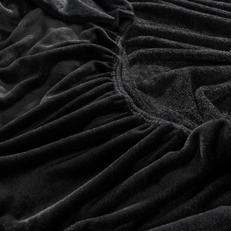 Black Velvet - Luxury Fitted Sheet - Windsorlino.com
