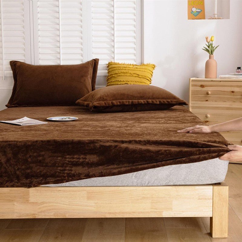 Brown Velvet - Luxury Fitted Sheet - Windsorlino.com