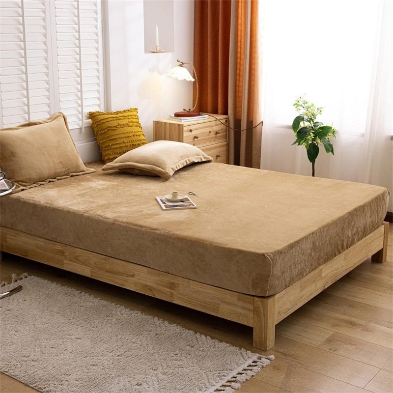 Gold Brown Velvet - Luxury Fitted Sheet - Windsorlino.com