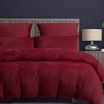 Maroon Velvet - Bed Set 8 Pcs (Luxury) - Windsorlino.com