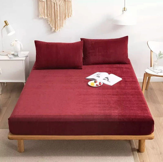 Maroon Velvet - Luxury Fitted Sheet - Windsorlino.com