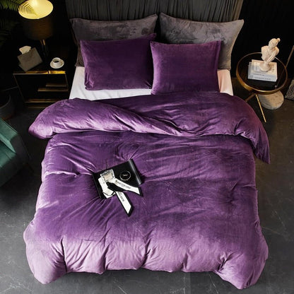 Plum Velvet - Bed Set 8 Pcs (Luxury) - Windsorlino.com