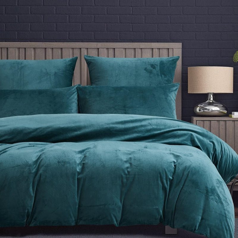 Teal Velvet - Bed Set 8 Pcs (Luxury) - Windsorlino.com